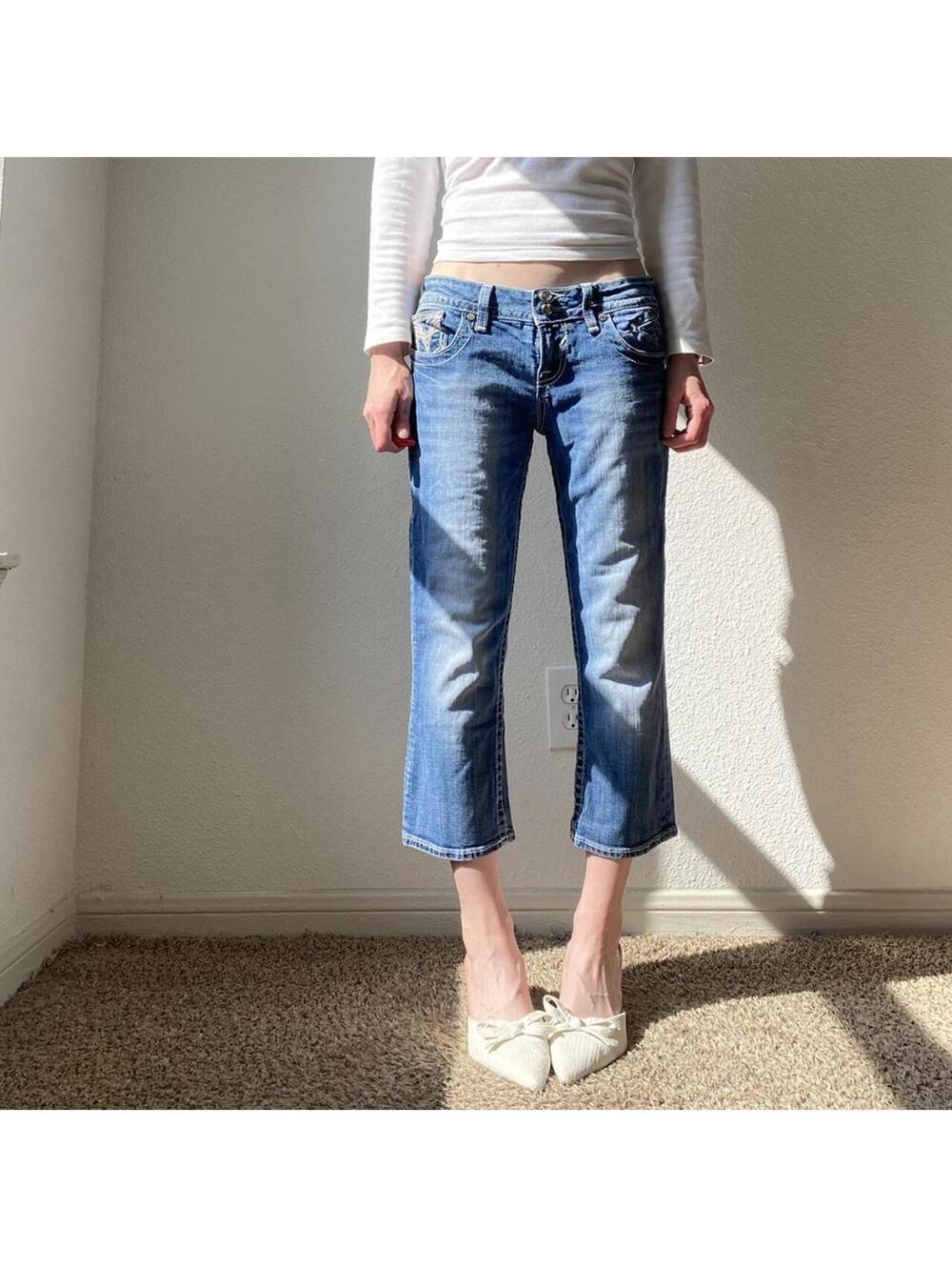 Vintage y2k low rise bootcut light was faded cropped denim blue jeans capris